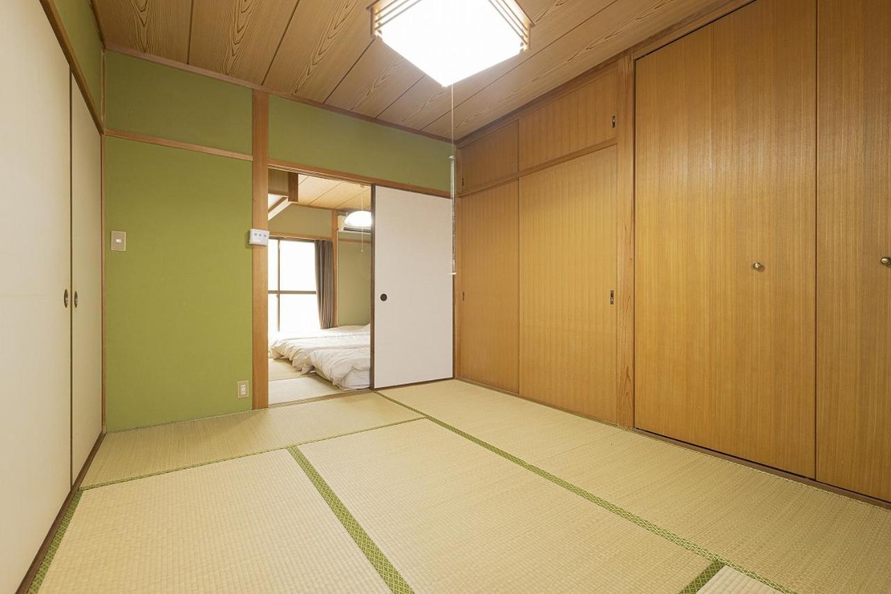 Guest House Shine Bright Fukuoka  Buitenkant foto