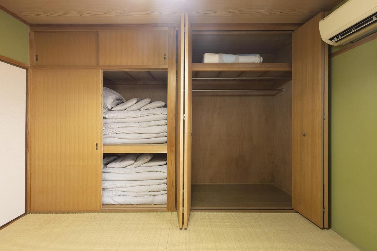 Guest House Shine Bright Fukuoka  Buitenkant foto