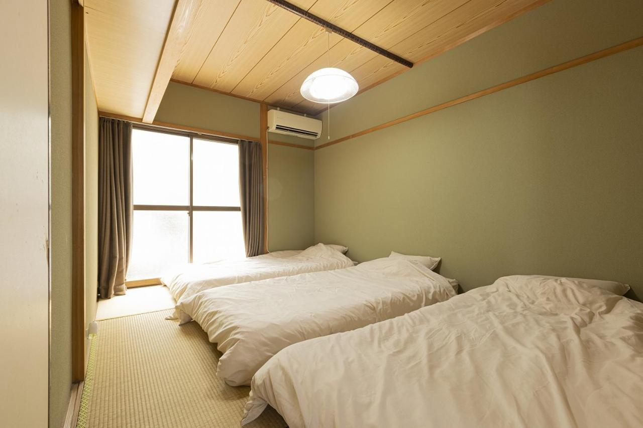 Guest House Shine Bright Fukuoka  Buitenkant foto